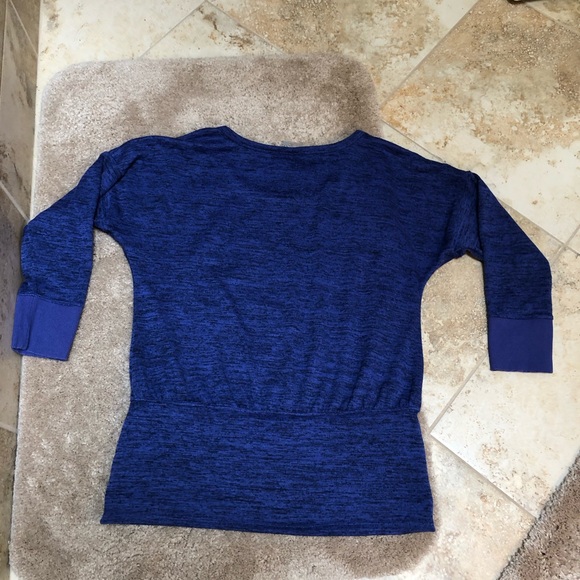 EUC Athleta batwing pullover - Picture 6 of 6